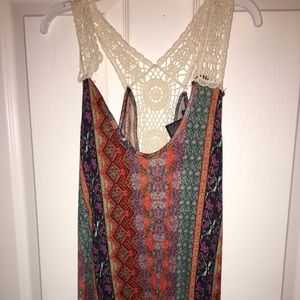 Patterned lace tank top